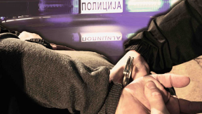 Uvredio policajca, pa priveden